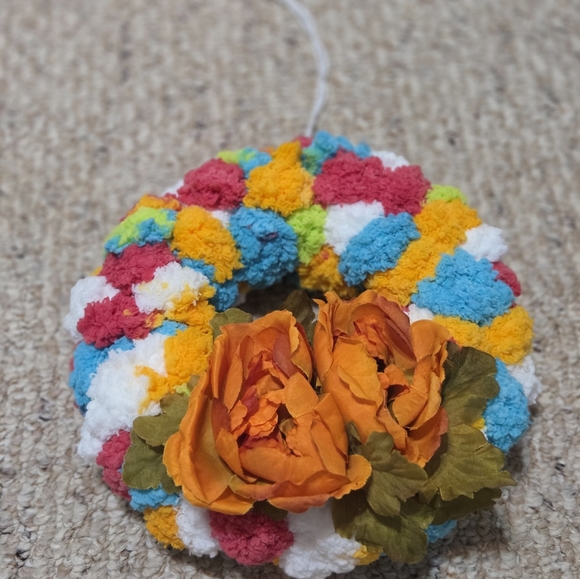 Orange Flower Pom-Pom Wreath - Picture 1 of 5